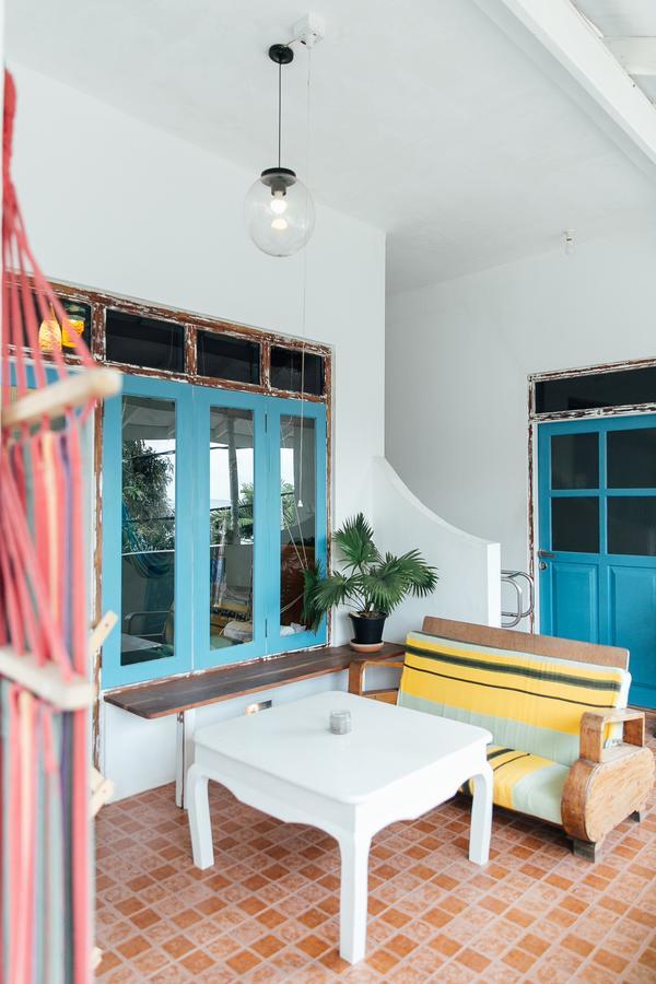 Bedspace Beach Унаватуна Екстер'єр фото